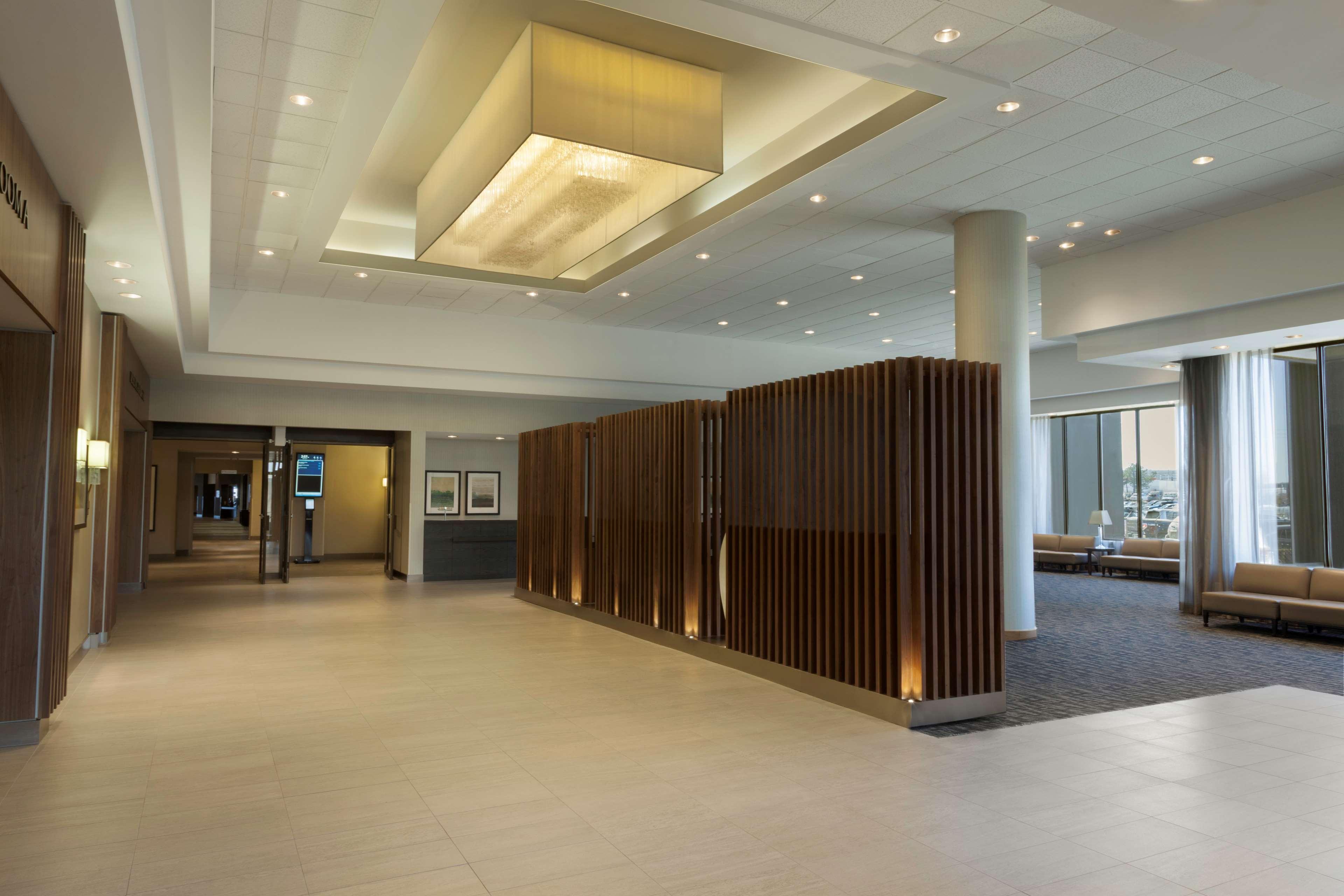 Hilton Toronto Airport Hotel & Suites Mississauga Exterior foto